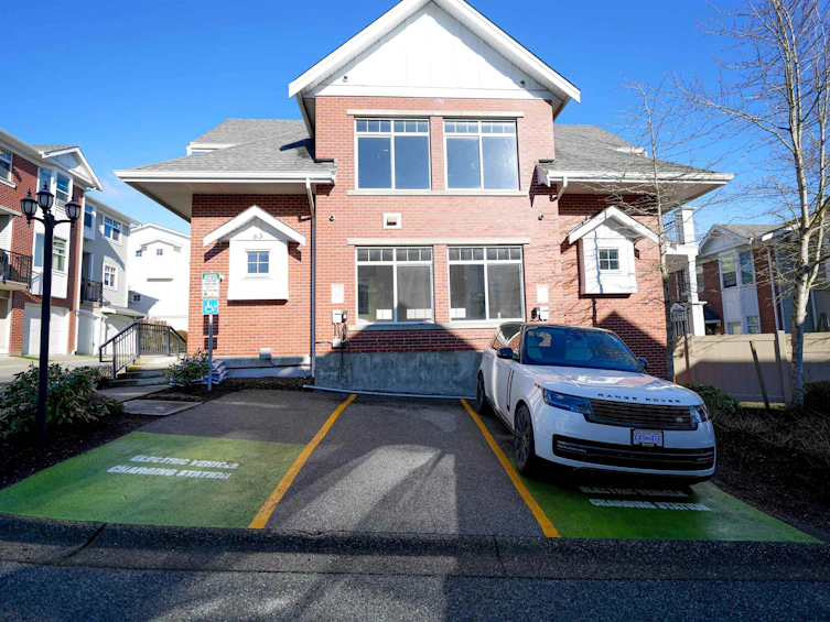 26-19551 66 Avenue, Surrey, BC, V4N 0Z5 - 35