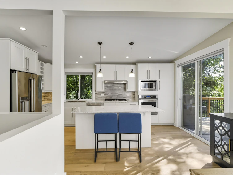 884 Wellington Drive, North Vancouver, BC, V7K 1K7 - 16