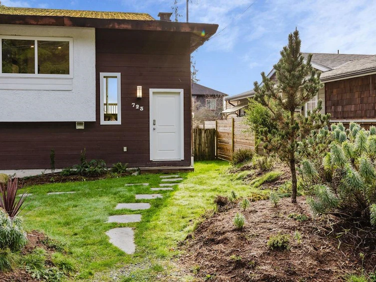 723 Tricklebrook Way, Gibsons, BC, V0N 1V9 - 2