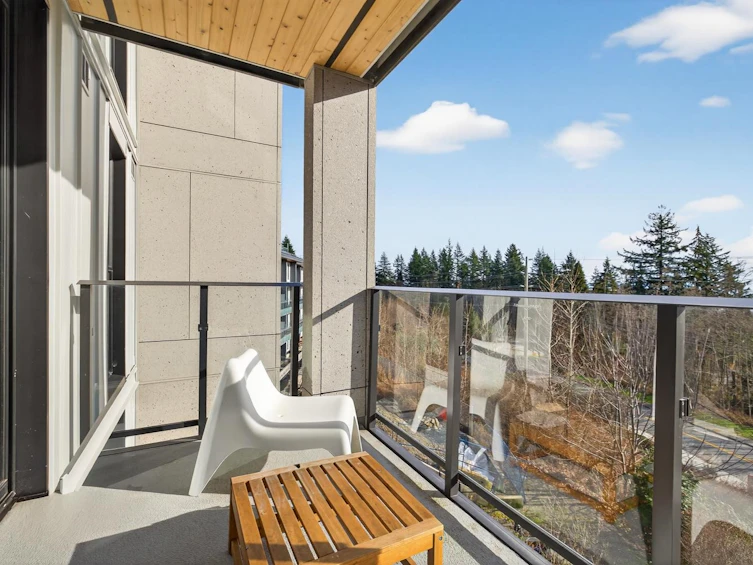 206-9580 Tower Road, Burnaby, BC, V5A 0G5 - 9