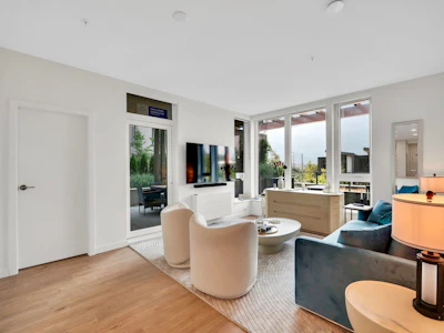 203-1504 Scott Crescent - 5