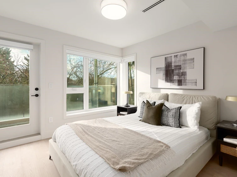 1-7 E 23rd Avenue, Vancouver, BC, V5V 1W8 - 13