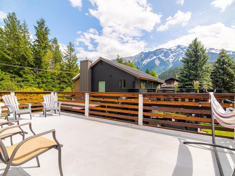 7403 Harrow Road, Pemberton, BC, V0N 2L0 - 10