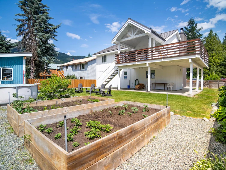 7403 Harrow Road, Pemberton, BC, V0N 2L0 - 30
