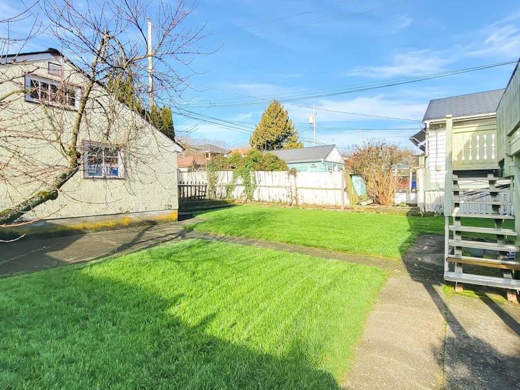 8245 Selkirk Street, Vancouver, BC, V6P 4H8 - 36