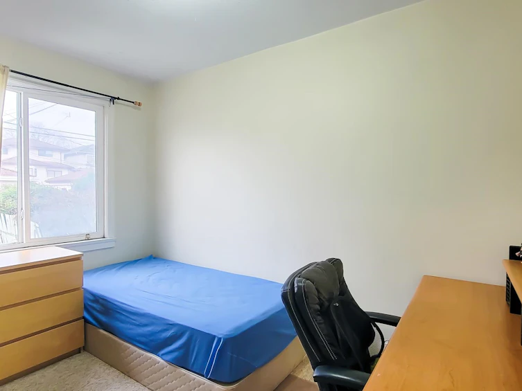 8245 Selkirk Street, Vancouver, BC, V6P 4H8 - 18