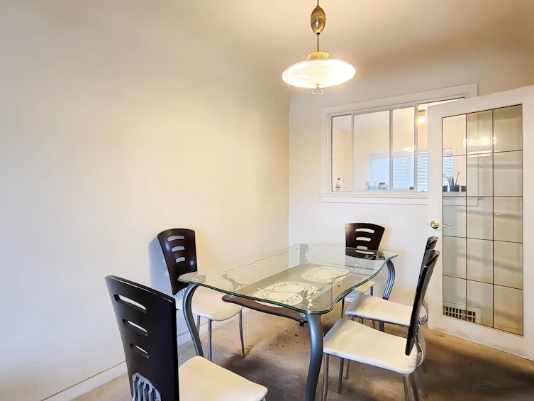 8245 Selkirk Street, Vancouver, BC, V6P 4H8 - 8
