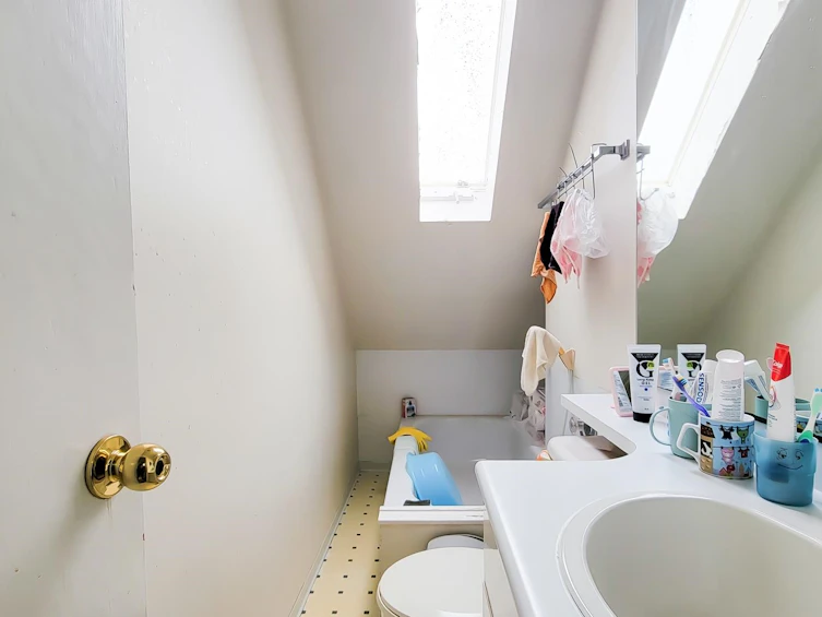 8245 Selkirk Street, Vancouver, BC, V6P 4H8 - 23