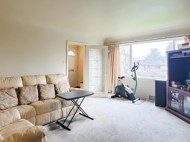 8245 Selkirk Street, Vancouver, BC, V6P 4H8 - 4