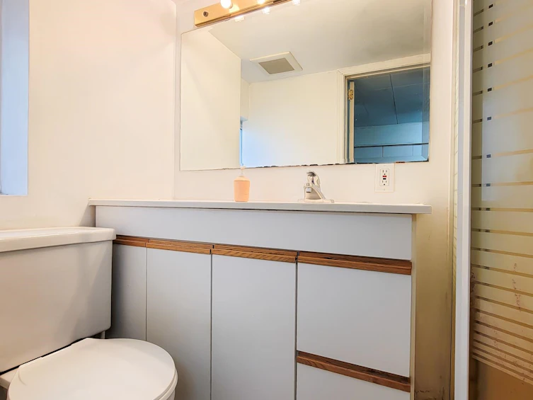 8245 Selkirk Street, Vancouver, BC, V6P 4H8 - 32