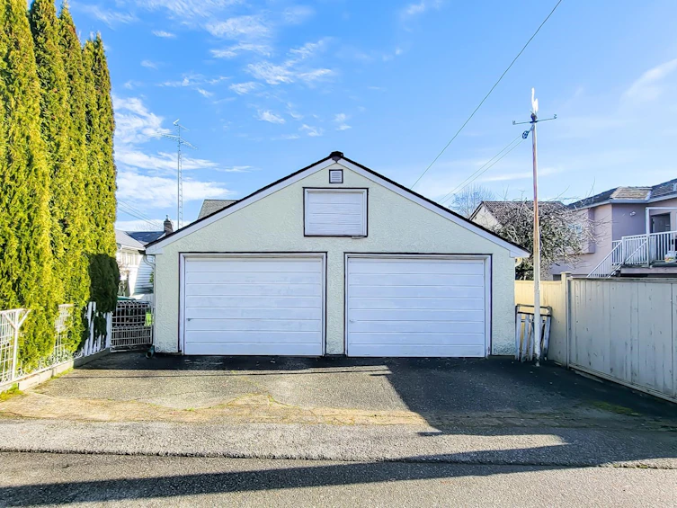 8245 Selkirk Street, Vancouver, BC, V6P 4H8 - 39