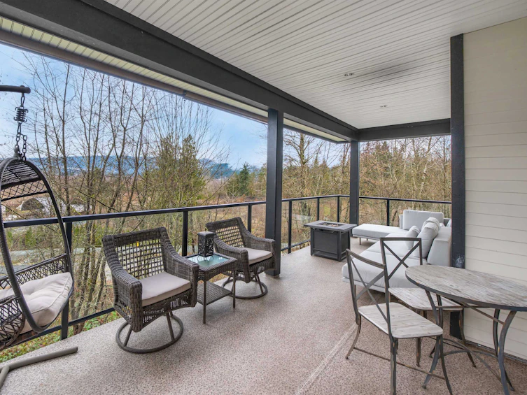 13665 Mckercher Drive, Maple Ridge, BC, V4R 0E1 - 13