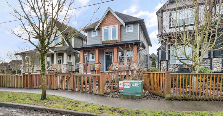 17394 2 Avenue, Surrey, BC, V3Z 9P9 - 2
