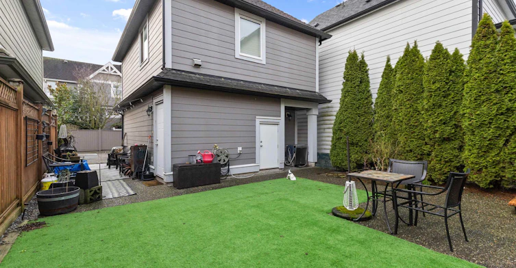 17394 2 Avenue, Surrey, BC, V3Z 9P9 - 36