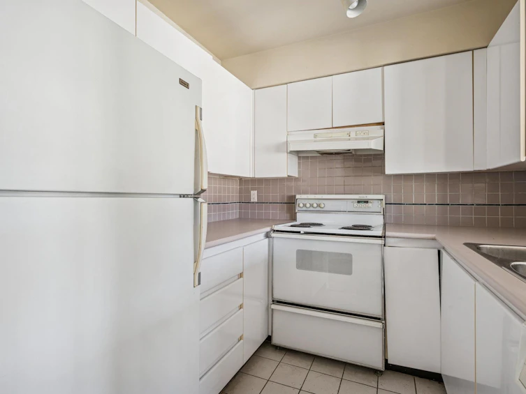 304-1989 W 1st Avenue, Vancouver, BC, V6J 1G7 - 14