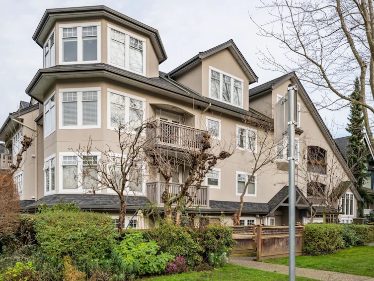 304-1989 W 1st Avenue, Vancouver, BC, V6J 1G7