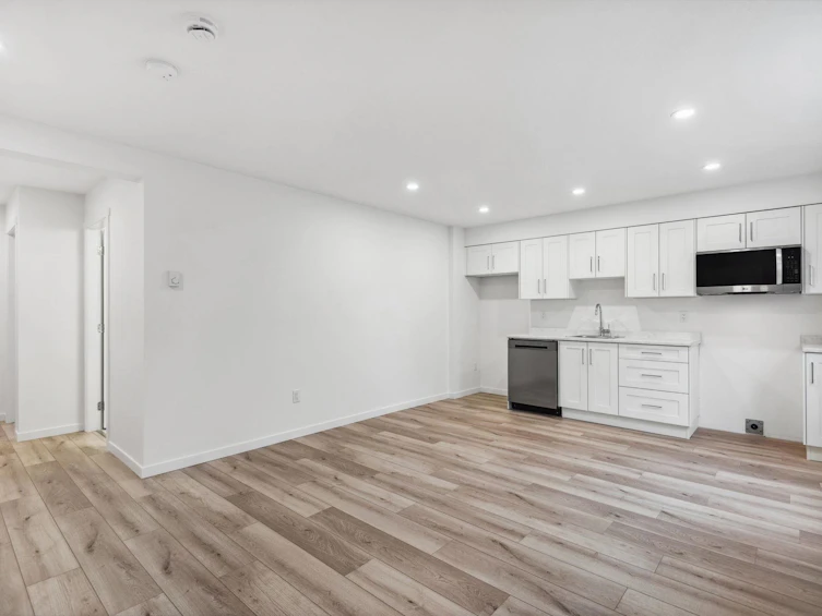 27749 Track Place, Abbotsford, BC, V4X 1H4 - 16