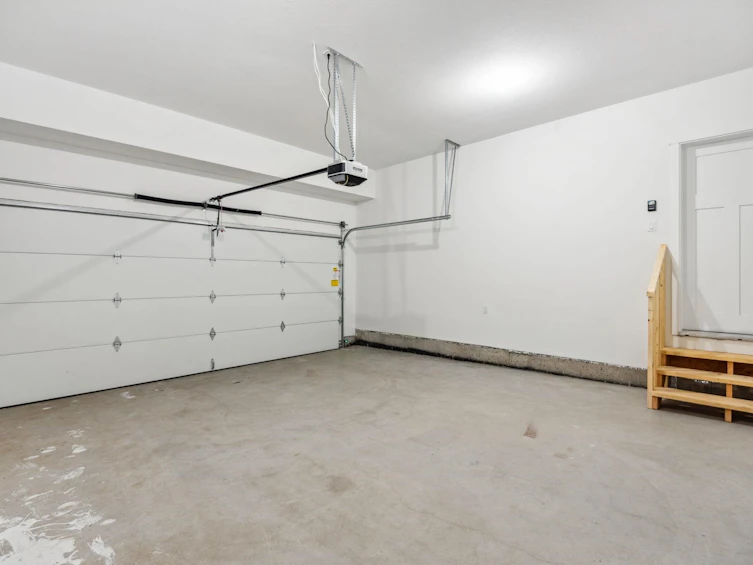 27749 Track Place, Abbotsford, BC, V4X 1H4 - 8
