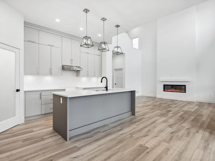 27749 Track Place, Abbotsford, BC, V4X 1H4 - 6