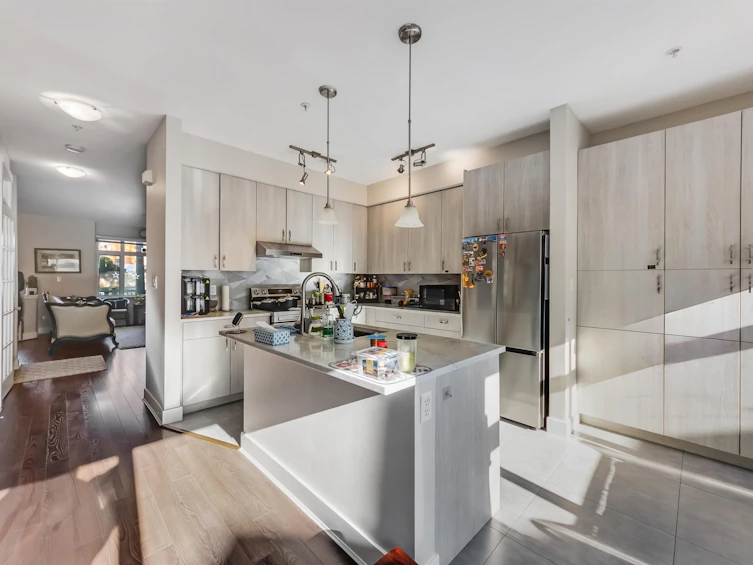 888 W 58th Avenue, Vancouver, BC, V6P 6Y3 - 12