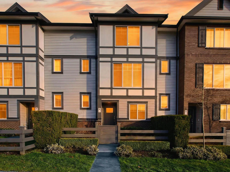 2 - 11272 240th Street, Maple Ridge BC