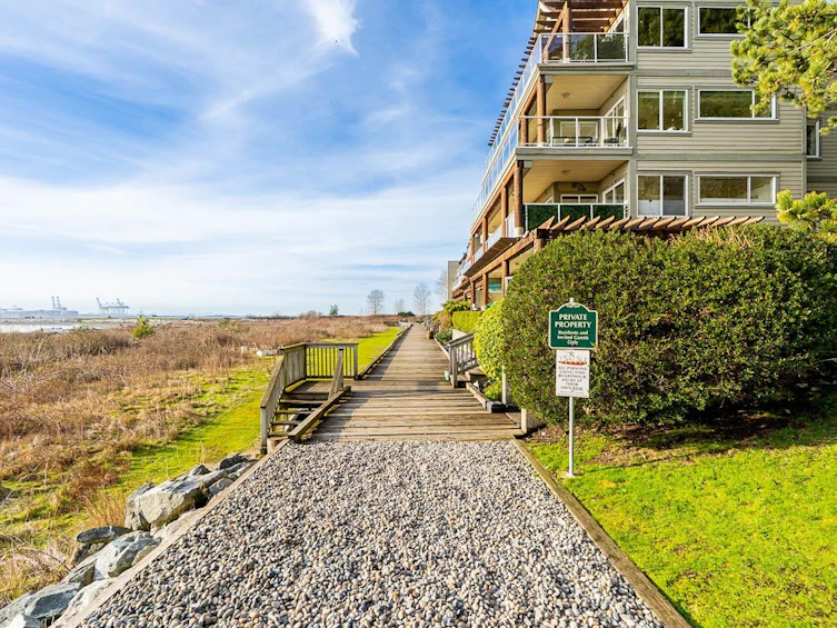 219-1120 Tsatsu Shores Drive, Delta, BC, V4M 4G3 - 24