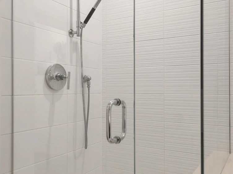406-3606 Aldercrest Drive, North Vancouver, BC, V7G 0A3 - 24