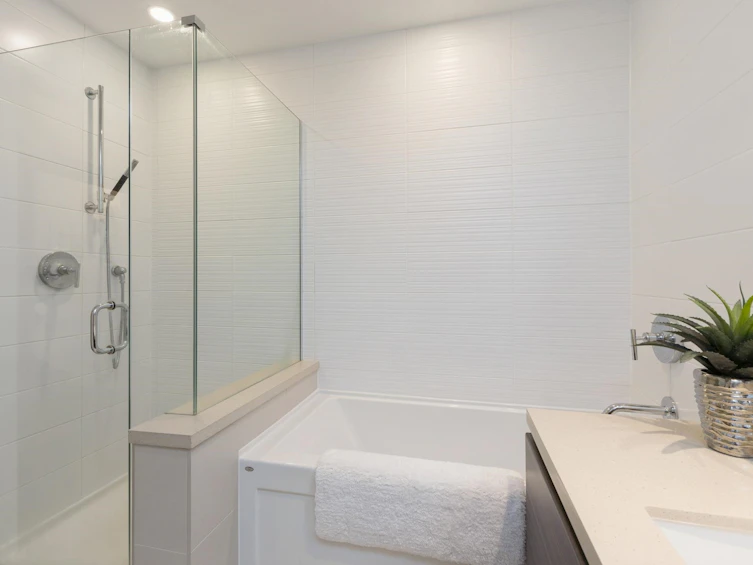 406-3606 Aldercrest Drive, North Vancouver, BC, V7G 0A3 - 22