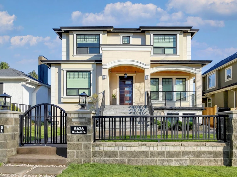 5626 Elizabeth Street, Vancouver, BC, V5Y 3J9