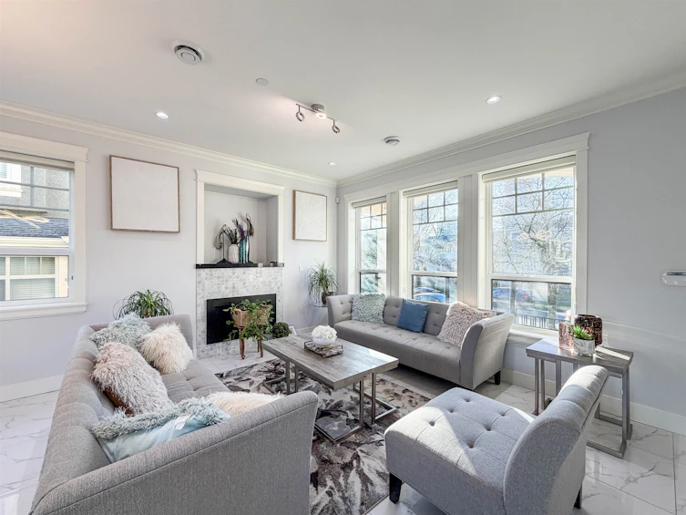 5626 Elizabeth Street, Vancouver, BC, V5Y 3J9 - 2