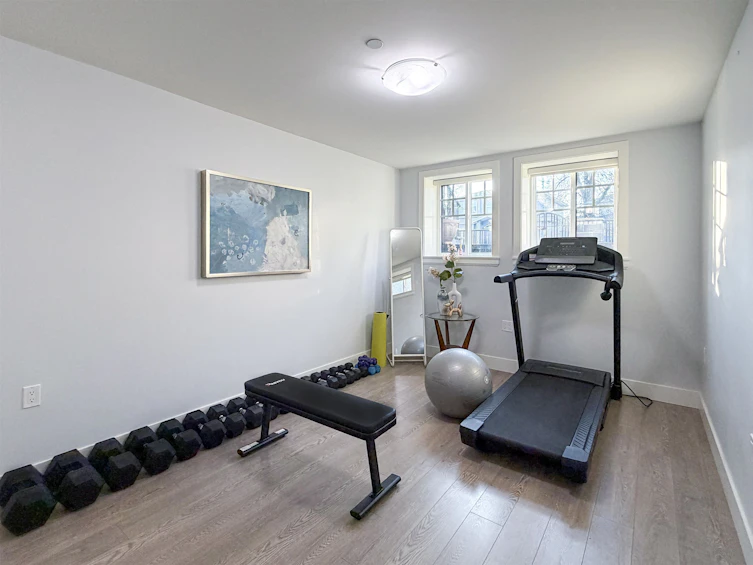 5626 Elizabeth Street, Vancouver, BC, V5Y 3J9 - 12