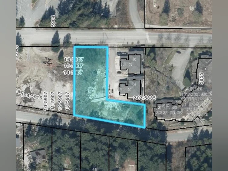 5883 Cowrie Street, Sechelt, BC, V7Z 0K2 - 14