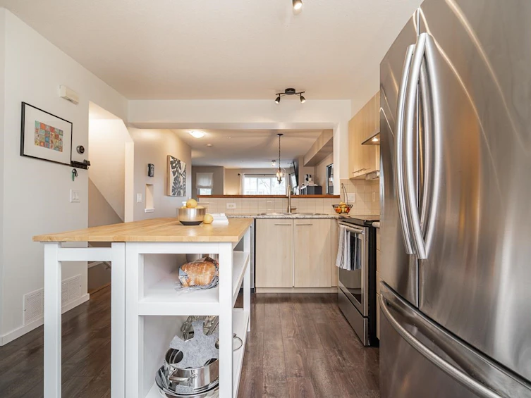 18-20540 66 Avenue, Langley, BC, V2Y 2Y7 - 18