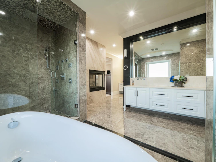 13371 Blundell Road, Richmond, BC, V6W 1B6 - 23