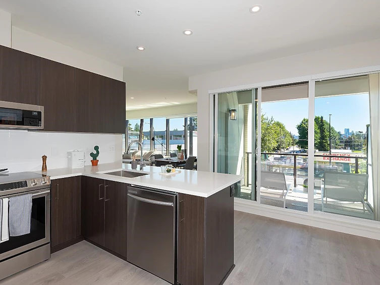 207-1633 Tatlow Avenue, North Vancouver, BC, V7P 1V3 - 21