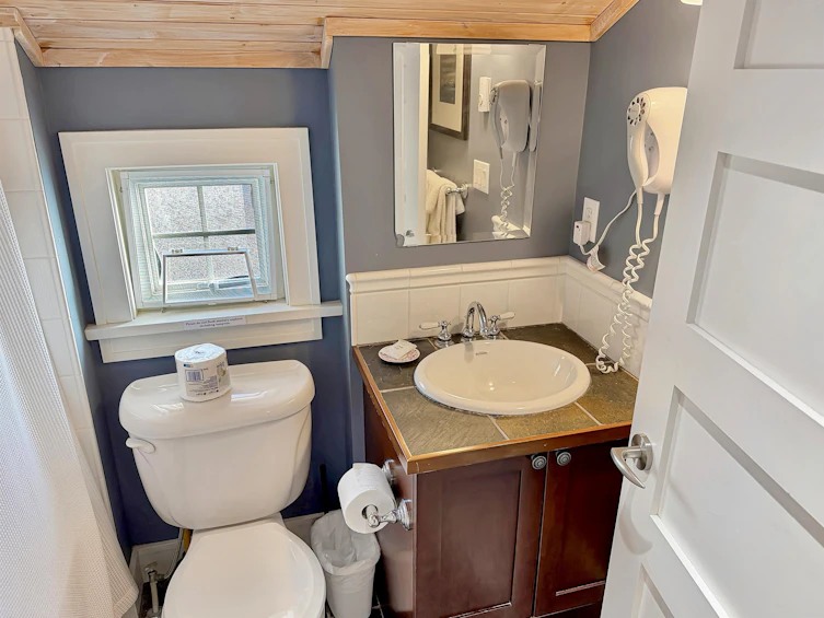 13D-2315 Mackinnon Road, Pender Island, BC, V0N 2M1 - 17