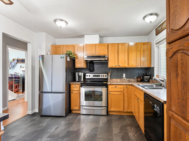 4875 200 Street, Langley, BC, V3A 1L6 - 12