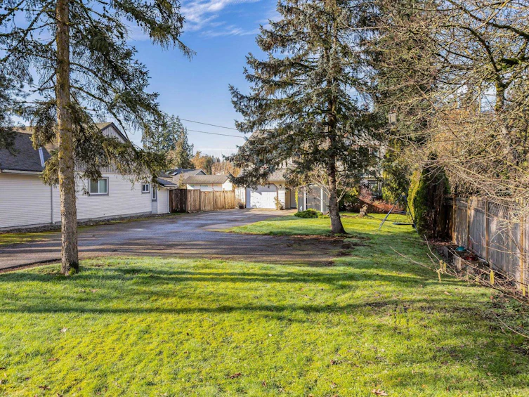 4875 200 Street, Langley, BC, V3A 1L6 - 2