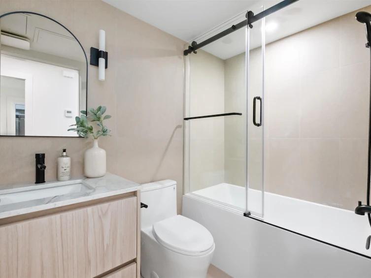1-2667 E Pender Street, Vancouver, BC, V5K 2B6 - 19