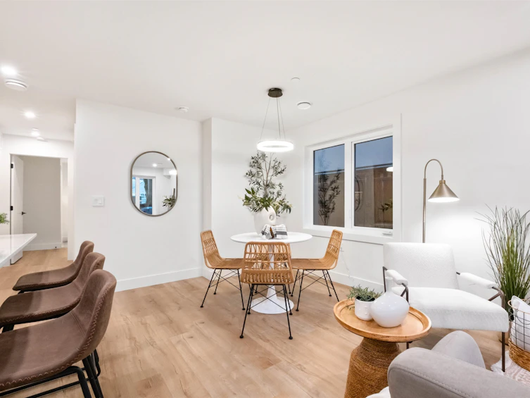 1-2667 E Pender Street, Vancouver, BC, V5K 2B6 - 9