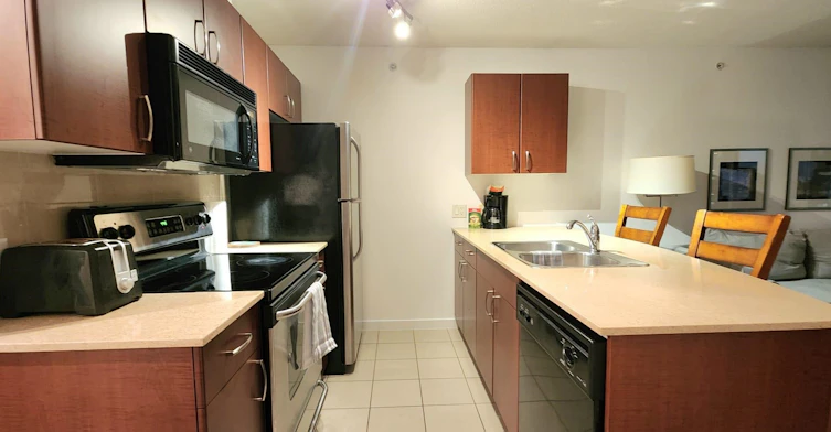 1712-610 Granville Street, Vancouver, BC, V6C 3T3 - 4