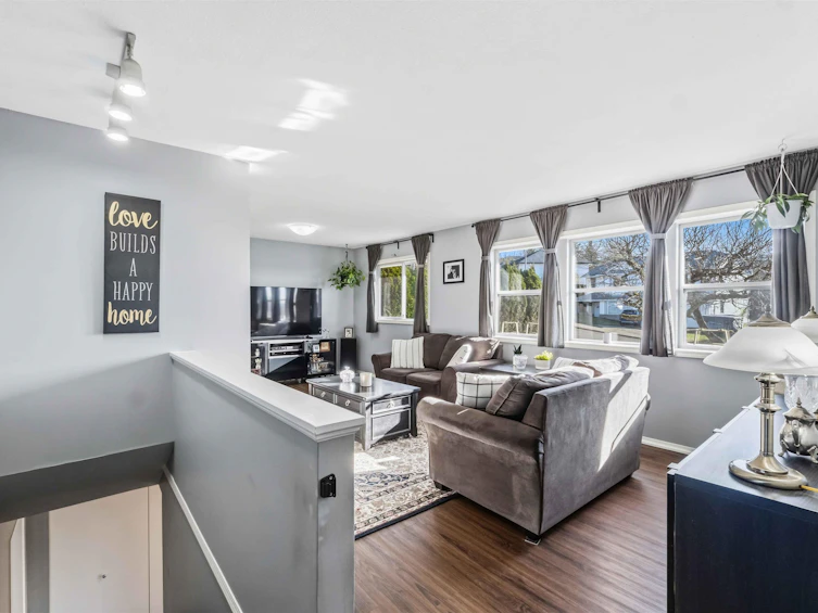 35277 Mckinley Drive, Abbotsford, BC, V3G 1J9 - 3