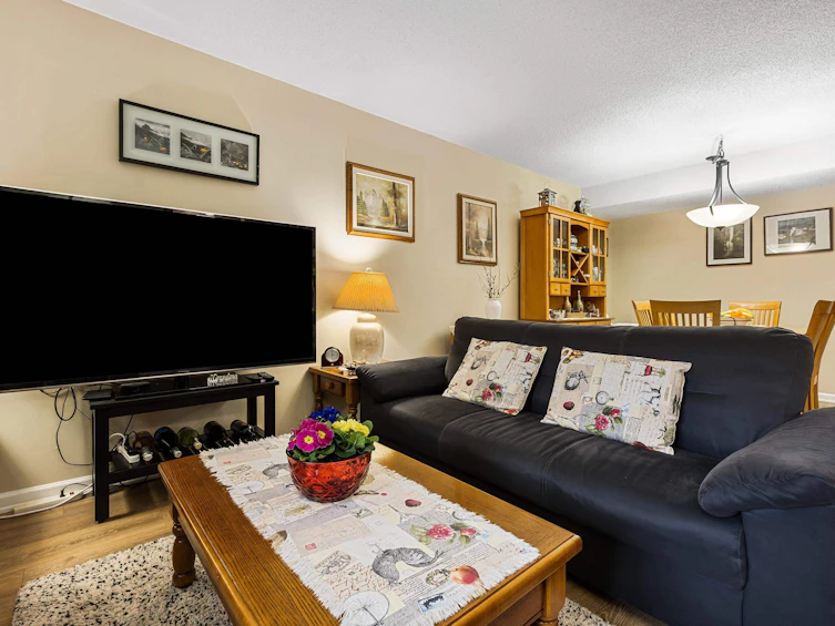 6907 134a Street, Surrey, BC, V3W 8G6 - 9