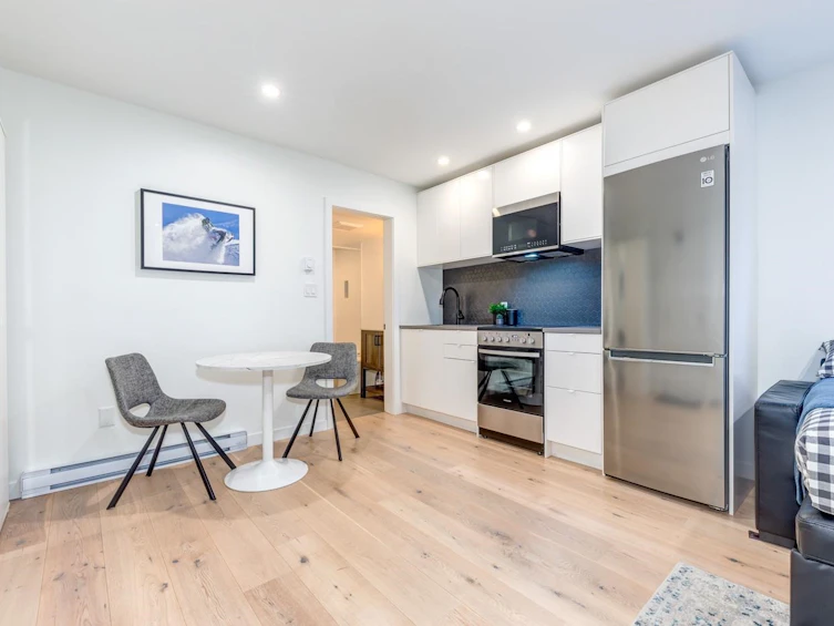 318-2111 Whistler Road, Whistler, BC, V8E 0A6 - 3