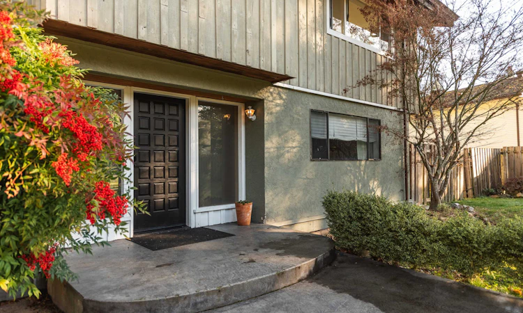 7862 Eagle Drive
