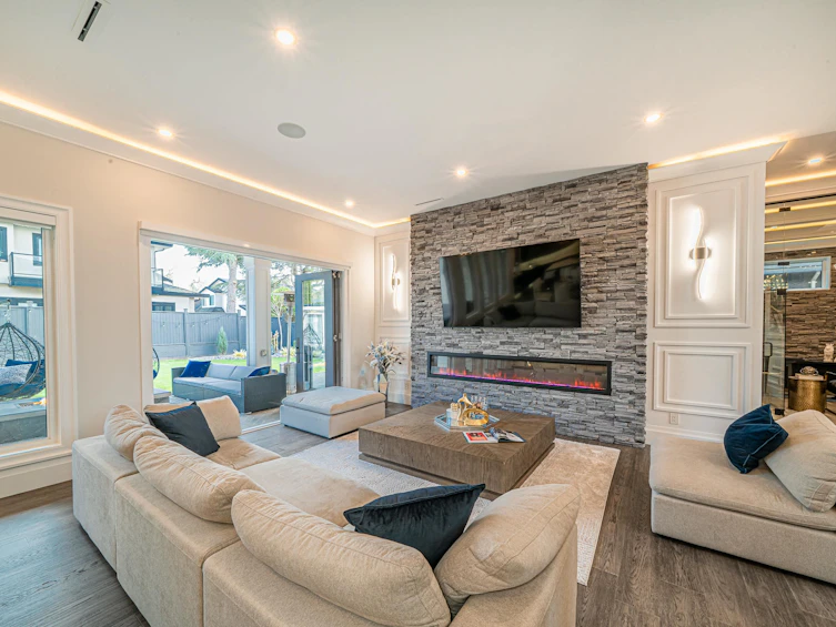 10140 Leonard Road, Richmond, BC, V7A 2N3 - 10