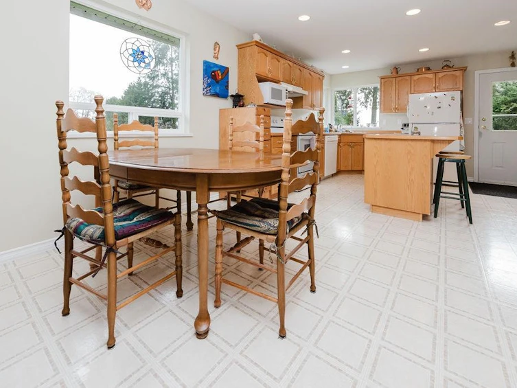 5809 Anchor Road, Sechelt, BC, V7Z 0N3 - 11