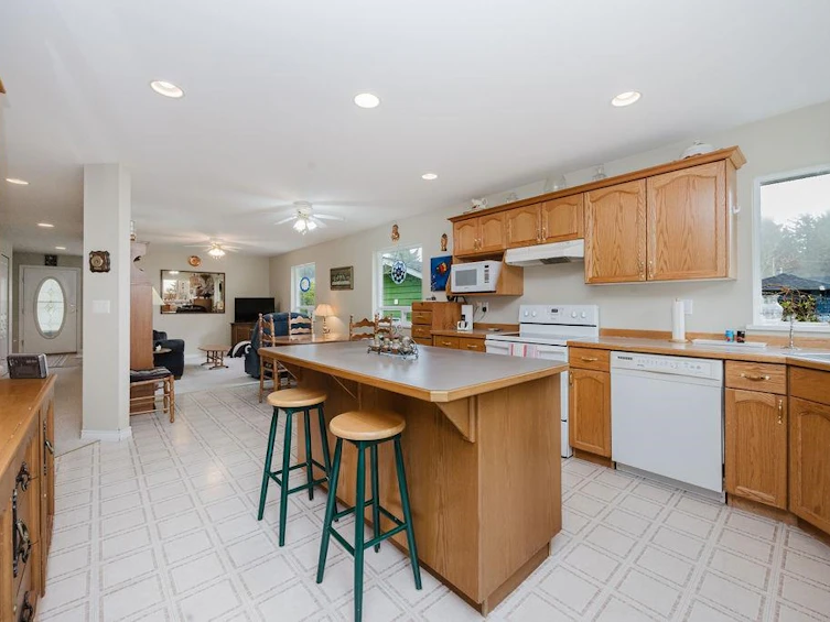 5809 Anchor Road, Sechelt, BC, V7Z 0N3 - 7