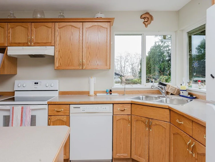 5809 Anchor Road, Sechelt, BC, V7Z 0N3 - 6