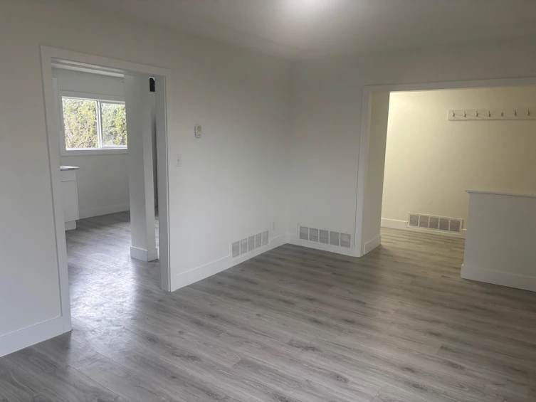 9122 Hiebert Street, Chilliwack, BC, V2P 6C7 - 2